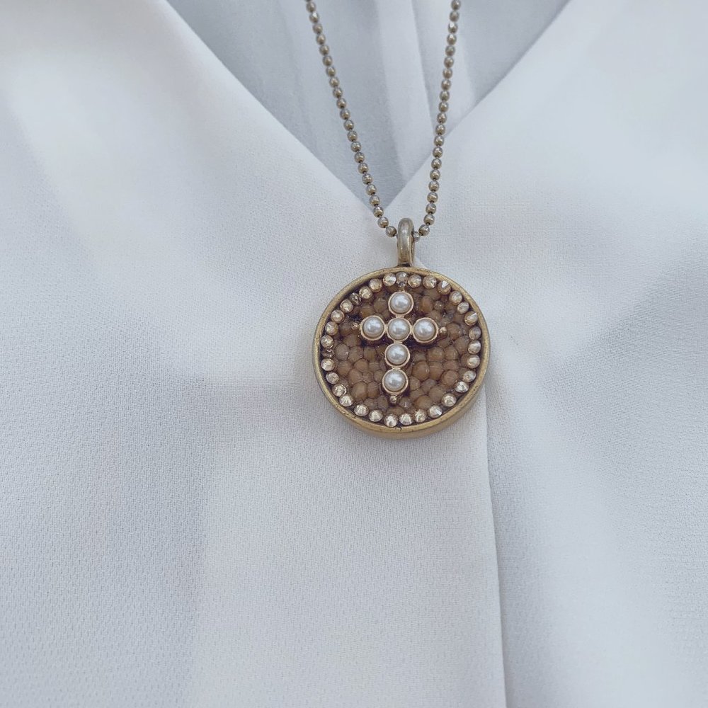 Mustard seed  round pendant necklace 17" chain